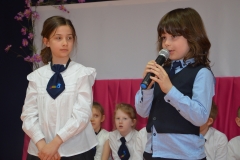 Karina i Wiktor - uczniowie kl. 2 dedykują swoim Rodzicom wierszy.